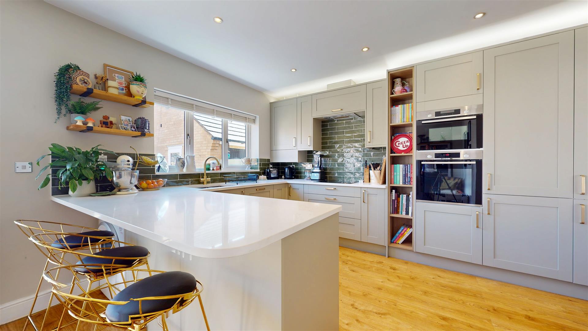 5 bed property in Portland Court, Milton Keynes